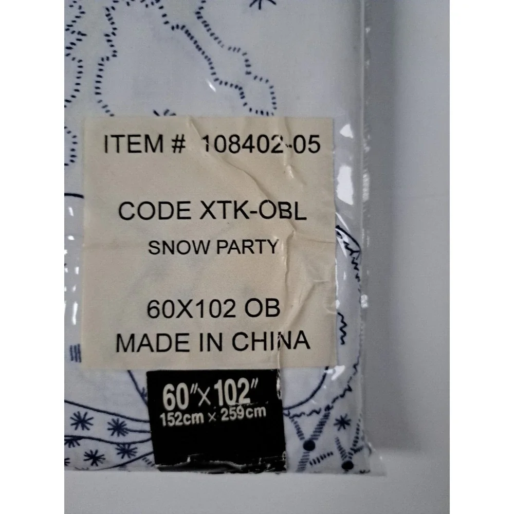 Tobin Home Fashions Snow Party‎ Oval Tablecloth 60x 102